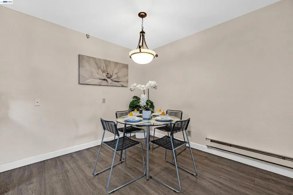1570 165Th Ave #104 San Leandro, CA 94578