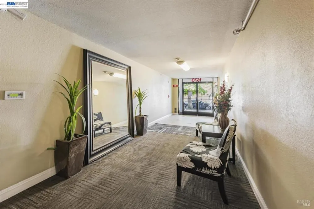 1570 165Th Ave #104 San Leandro, CA 94578