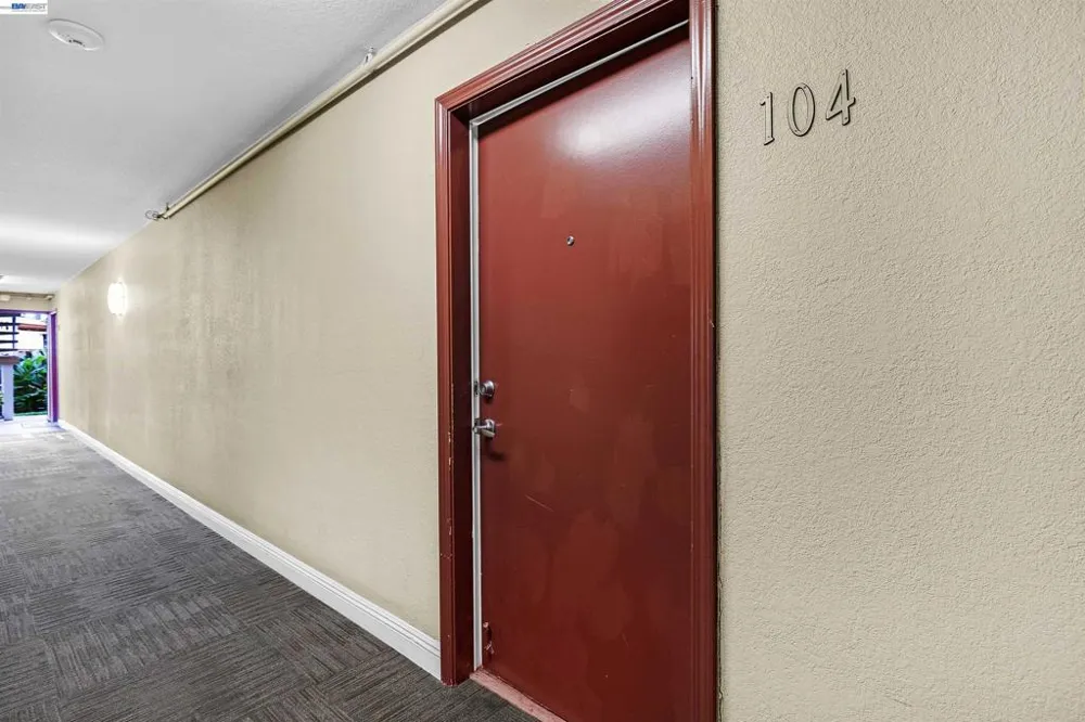 1570 165Th Ave #104 San Leandro, CA 94578
