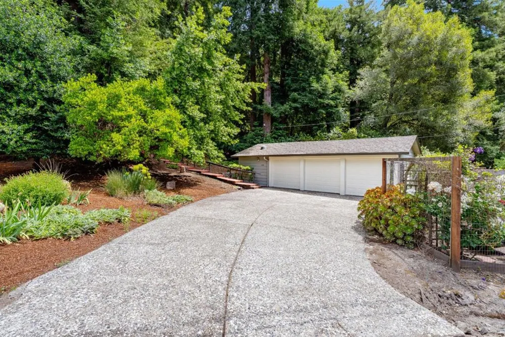 106 Hidden Drive Scotts Valley, CA 95066