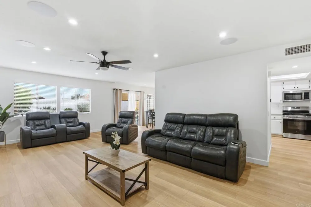 754 Manecita Circle Perris, CA 92571