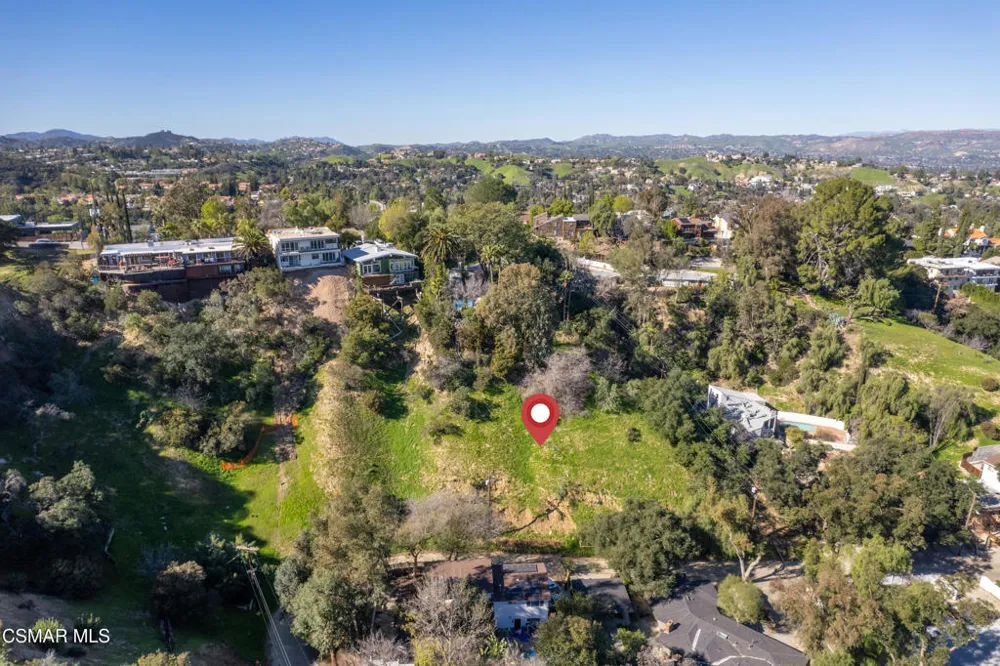 4619 Ensenada Drive Woodland Hills, CA 91364