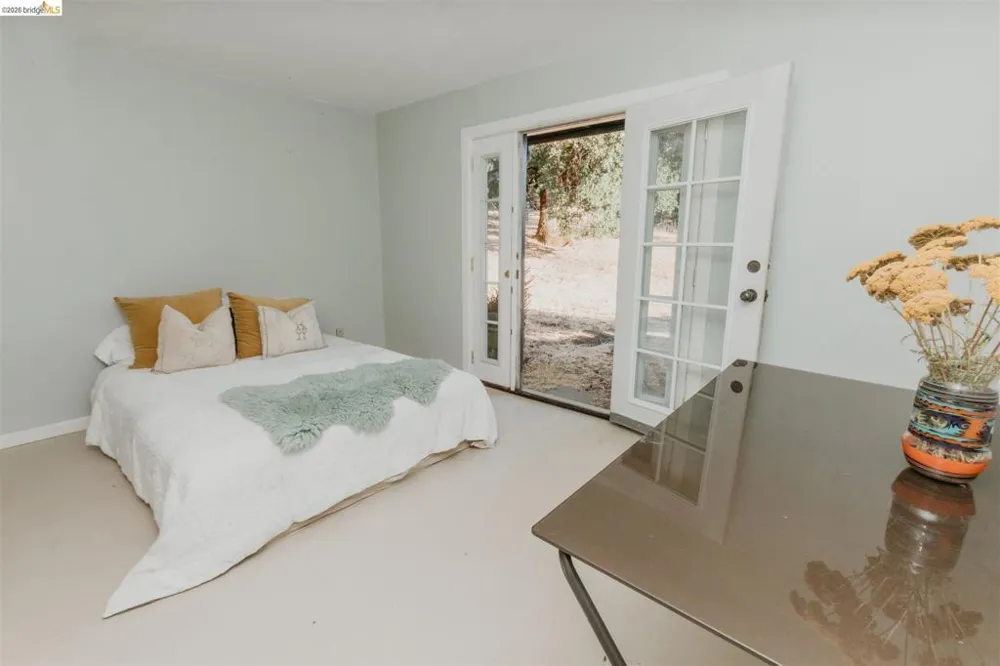 Lake Sonoma Ranches Geyserville, CA 95441