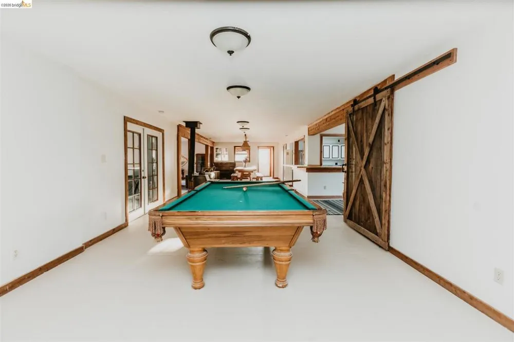 Lake Sonoma Ranches Geyserville, CA 95441