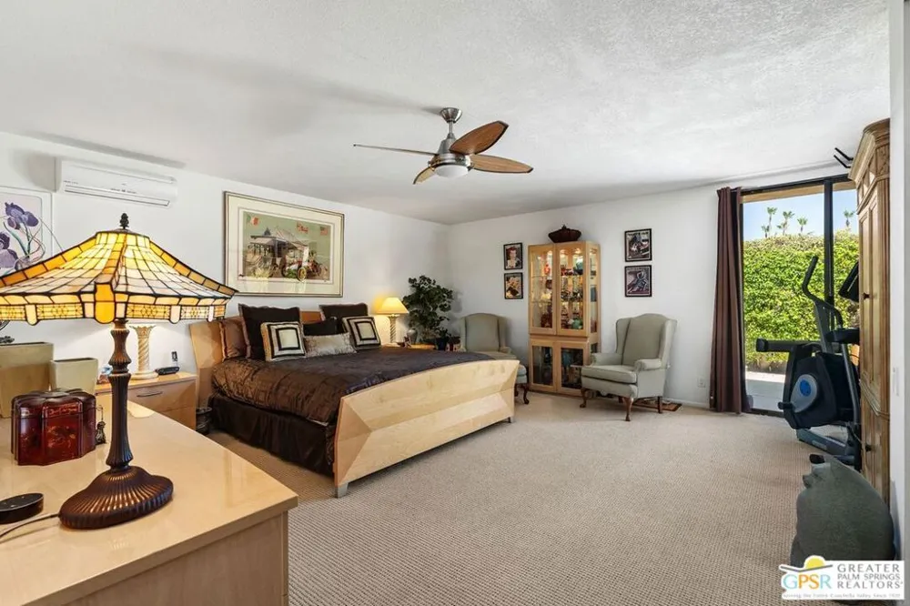 2062 S Chico Drive Palm Springs, CA 92264
