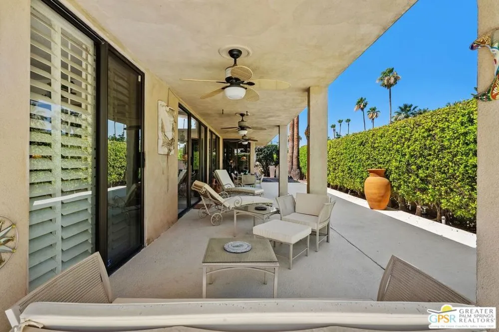 2062 S Chico Drive Palm Springs, CA 92264