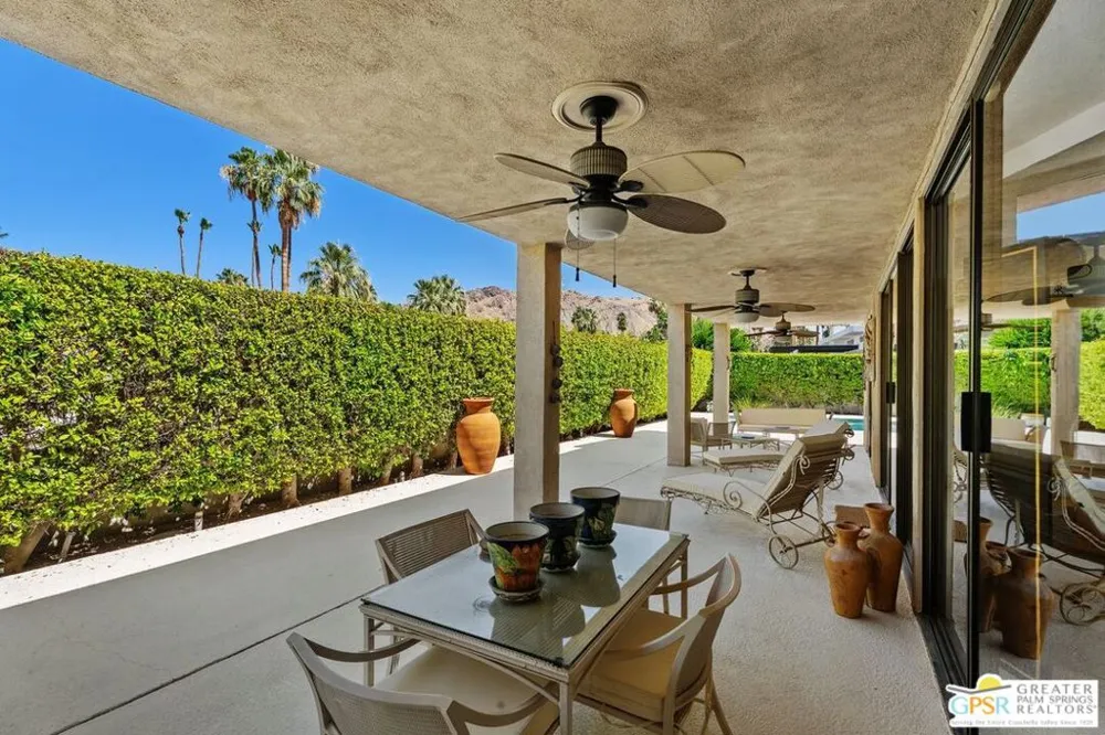 2062 S Chico Drive Palm Springs, CA 92264