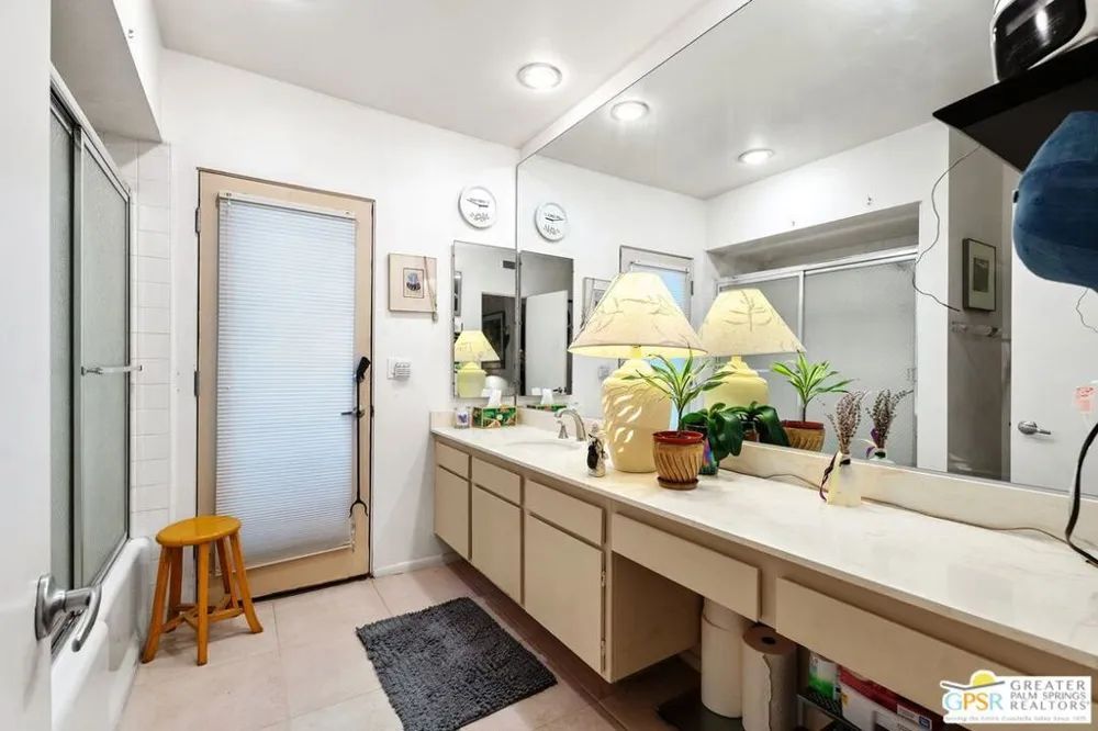 2062 S Chico Drive Palm Springs, CA 92264
