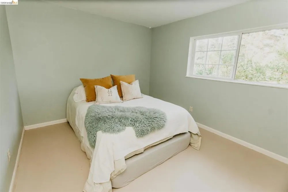 49100 WICKERSHAM ROAD Geyserville, CA 95441