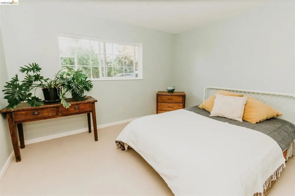 49100 WICKERSHAM ROAD Geyserville, CA 95441