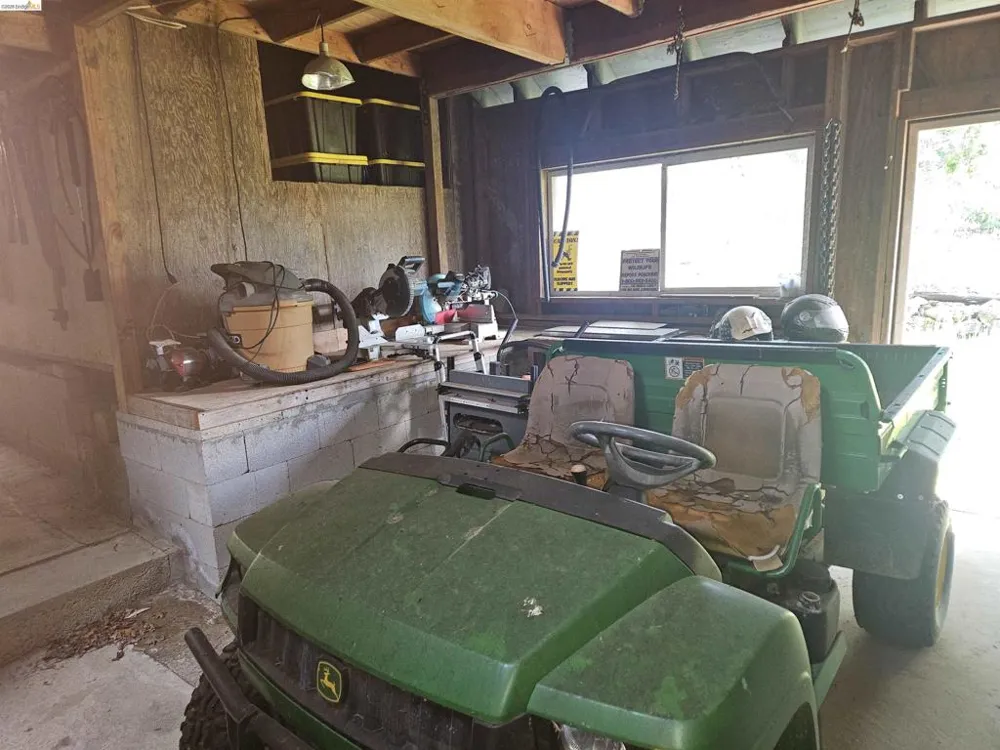 49100 WICKERSHAM ROAD Geyserville, CA 95441