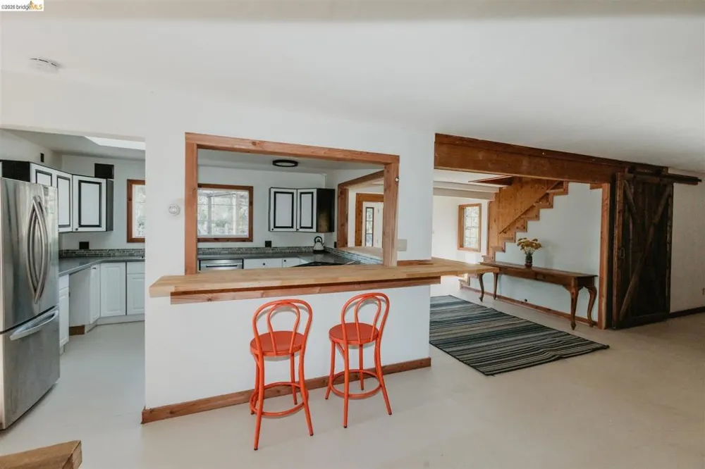 49100 WICKERSHAM ROAD Geyserville, CA 95441