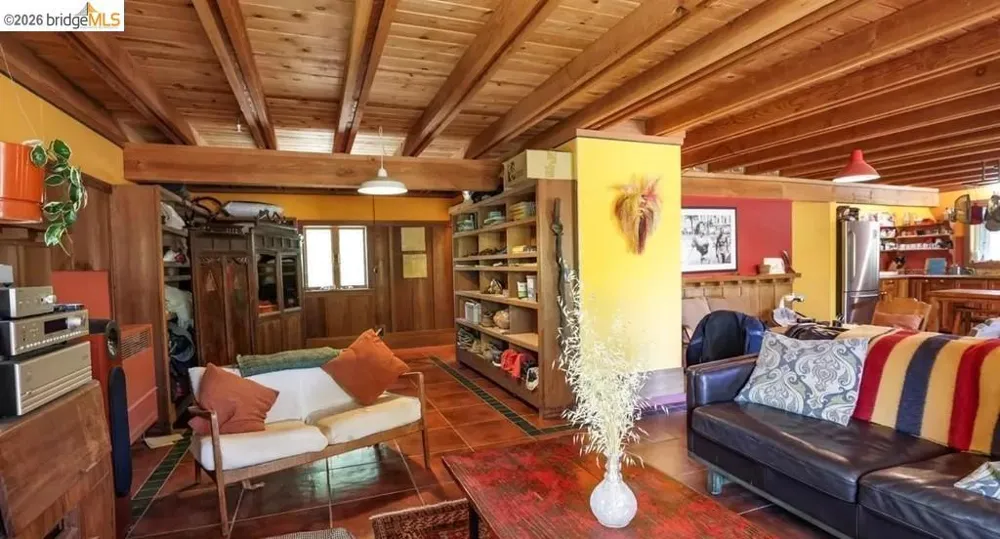 49100 WICKERSHAM ROAD Geyserville, CA 95441