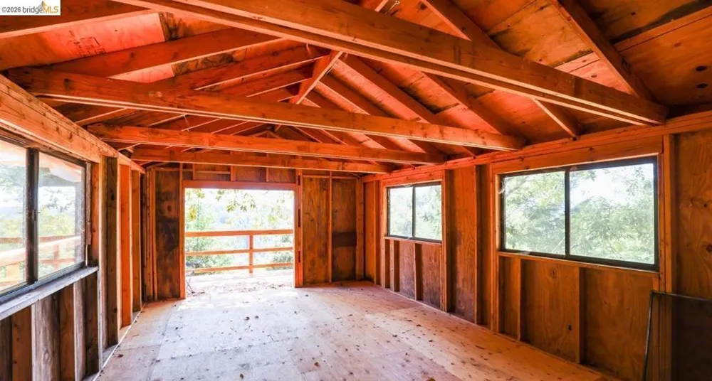 49100 WICKERSHAM ROAD Geyserville, CA 95441