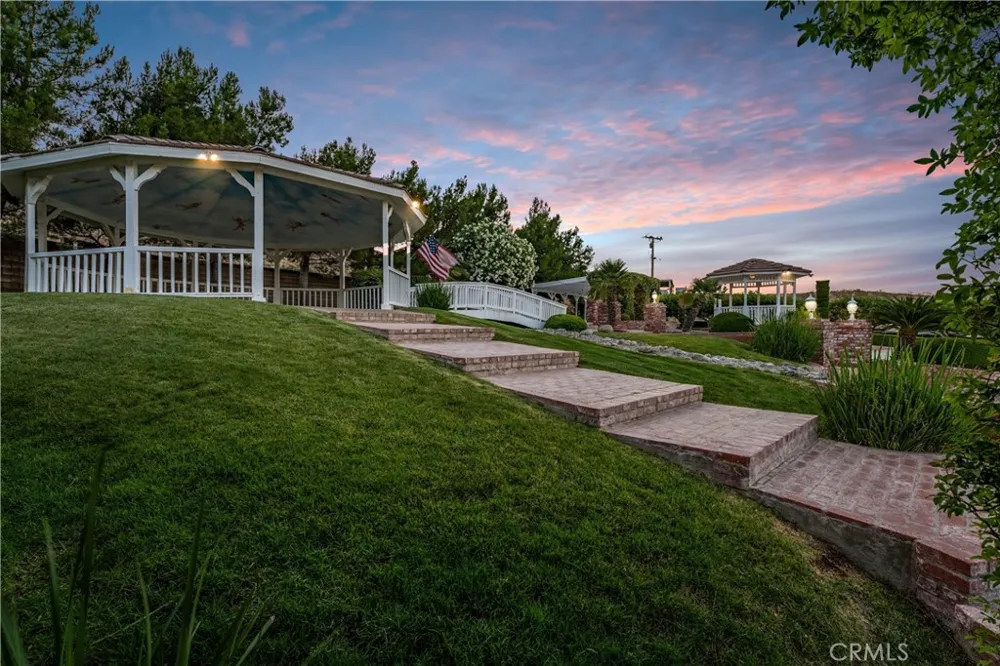 5801 Hacienda Ranch Palmdale, CA 93551