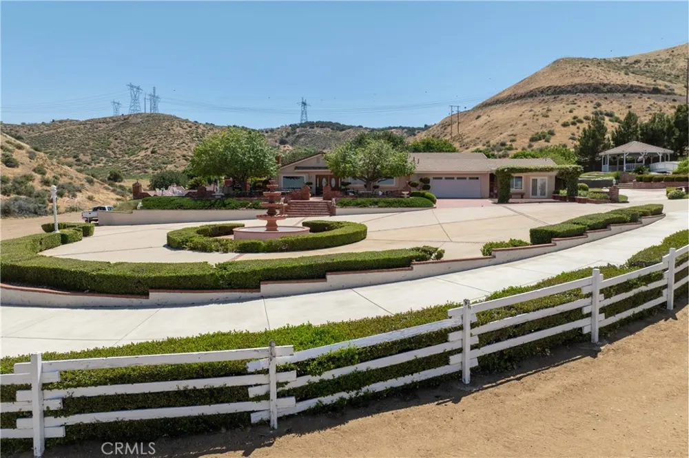5801 Hacienda Ranch Palmdale, CA 93551