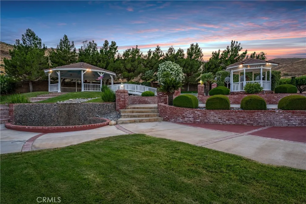 5801 Hacienda Ranch Palmdale, CA 93551