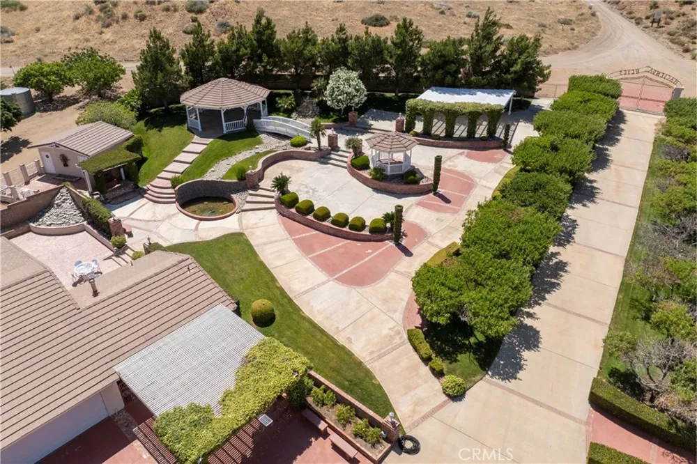 5801 Hacienda Ranch Palmdale, CA 93551