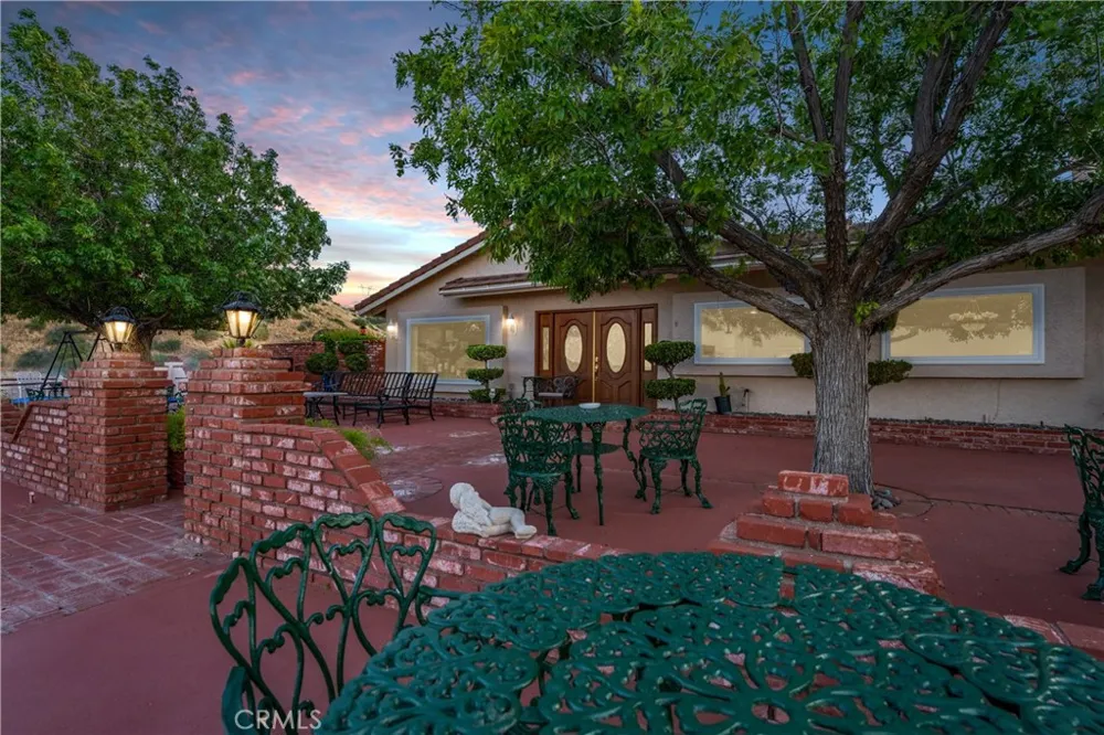 5801 Hacienda Ranch Palmdale, CA 93551