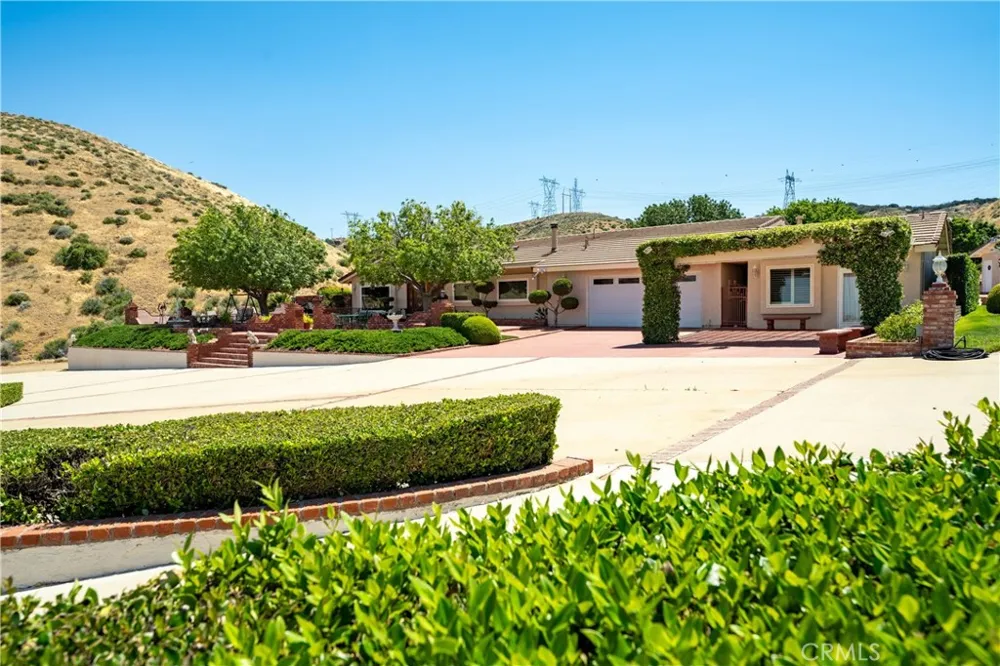 5801 Hacienda Ranch Palmdale, CA 93551