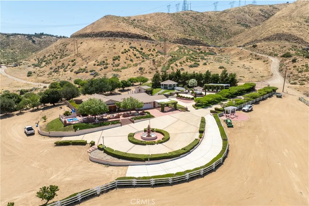5801 Hacienda Ranch Palmdale, CA 93551