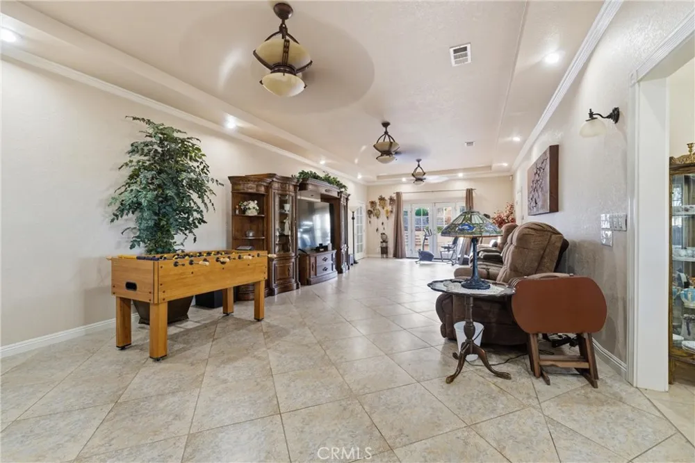 5801 Hacienda Ranch Palmdale, CA 93551