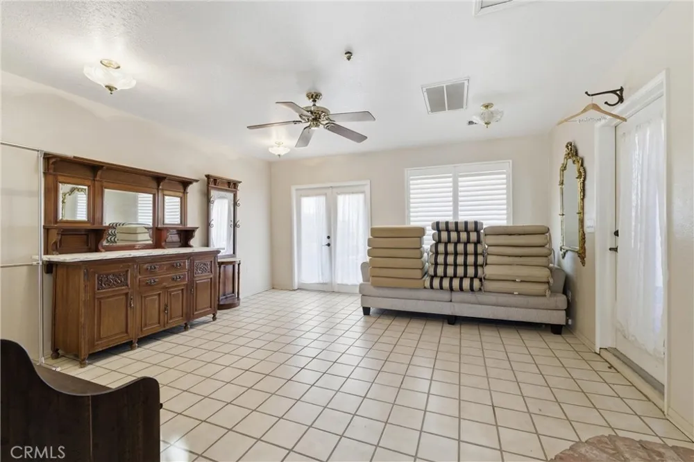 5801 Hacienda Ranch Palmdale, CA 93551