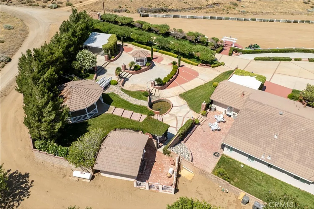 5801 Hacienda Ranch Palmdale, CA 93551