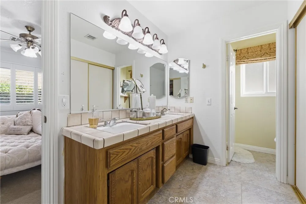 5801 Hacienda Ranch Palmdale, CA 93551