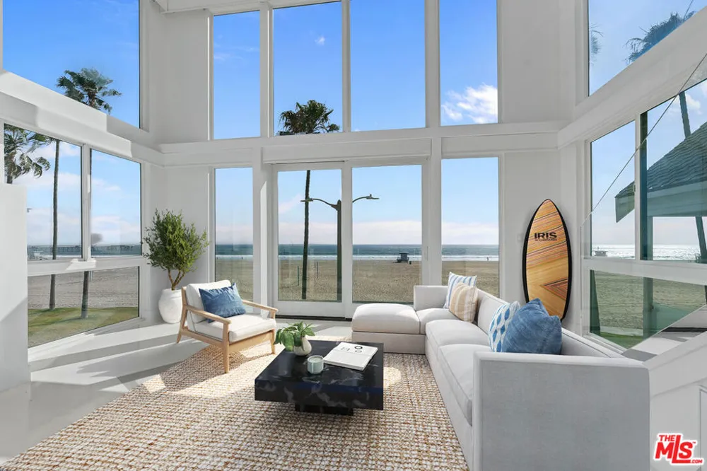 2419 Ocean Front Walk Venice, CA 90291