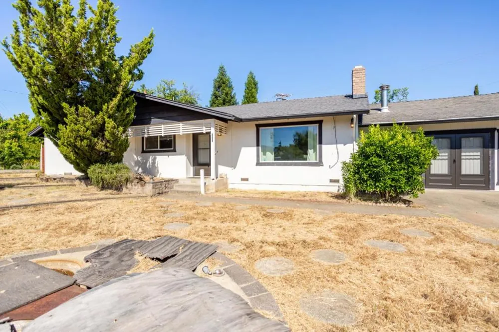 3400 Panorama Drive Redding, CA 96003