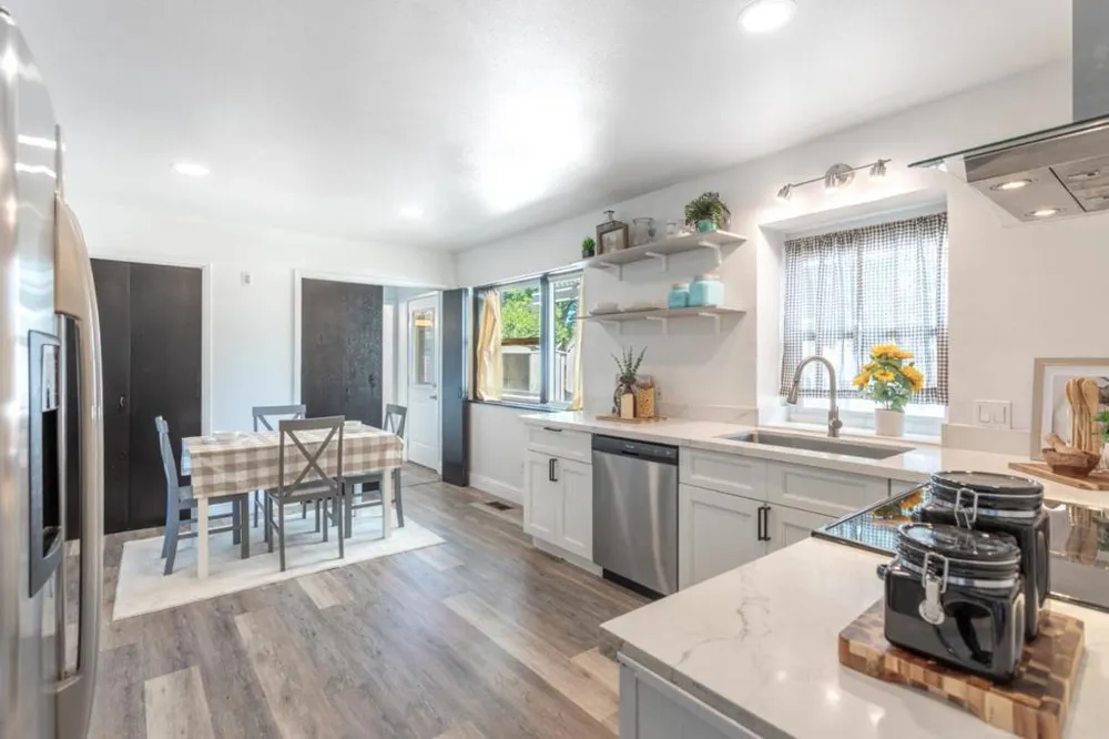 3400 Panorama Drive Redding, CA 96003