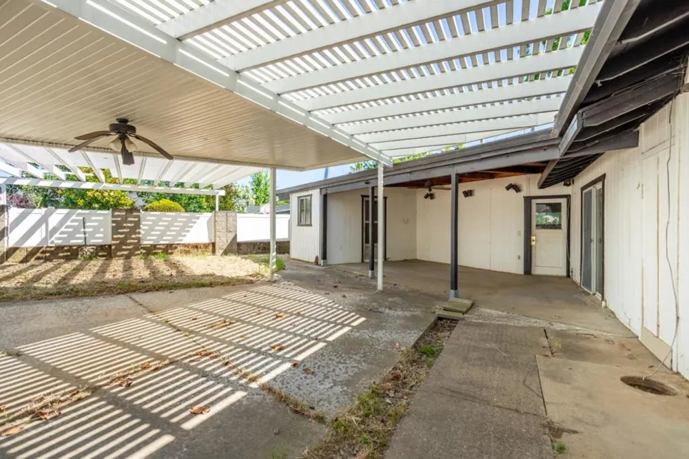 3400 Panorama Drive Redding, CA 96003