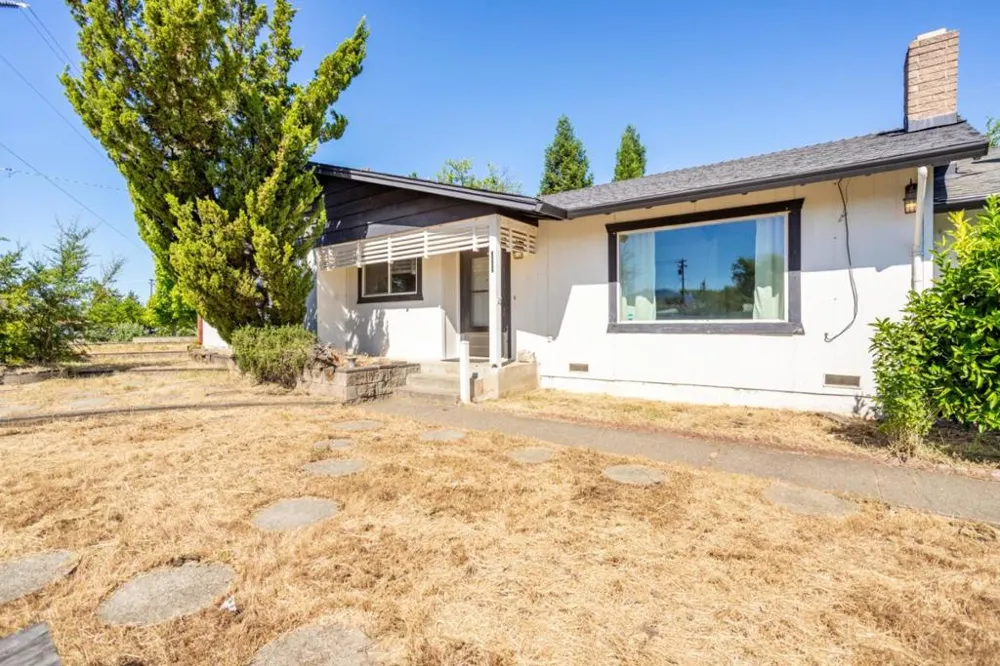 3400 Panorama Drive Redding, CA 96003