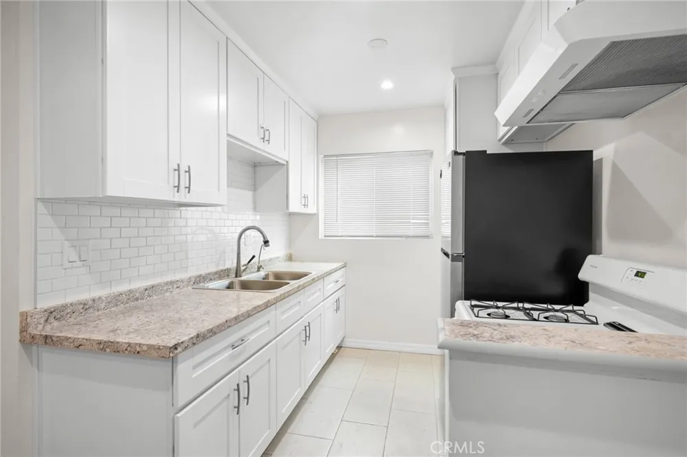 10204 Tujunga Canyon #2 Tujunga, CA 91042