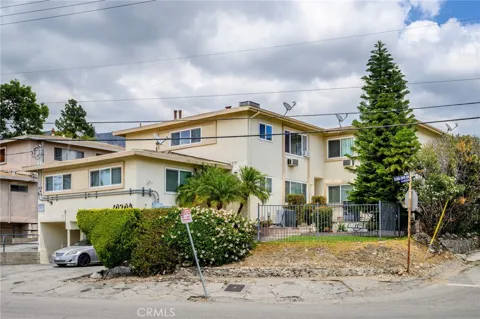 10204 Tujunga Canyon #2