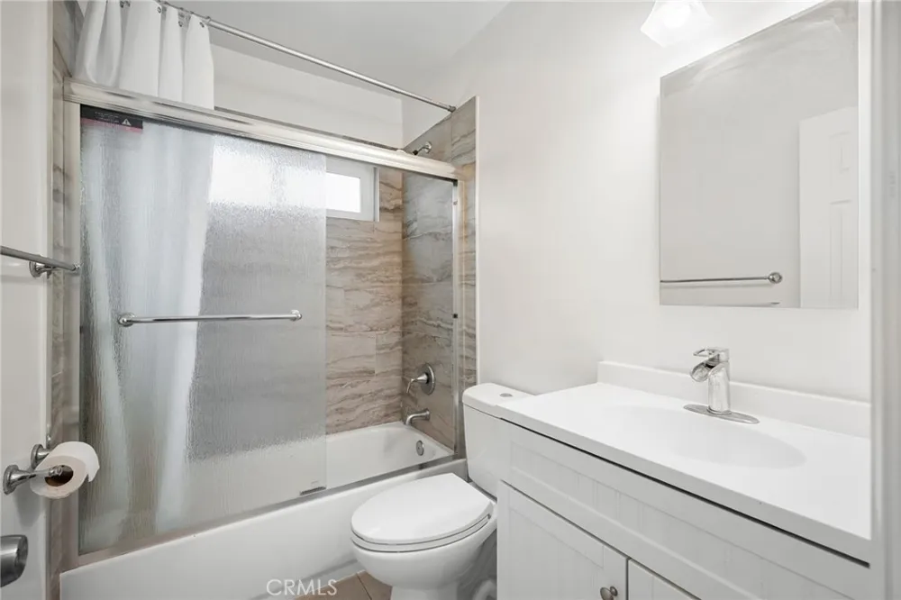 10204 Tujunga Canyon #2 Tujunga, CA 91042