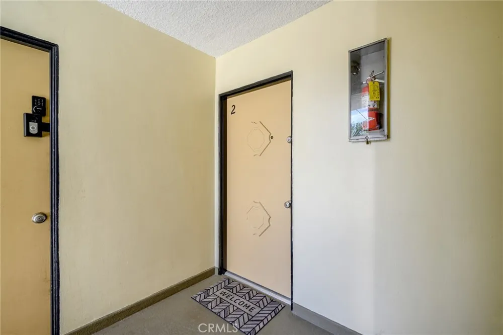 10204 Tujunga Canyon #2 Tujunga, CA 91042