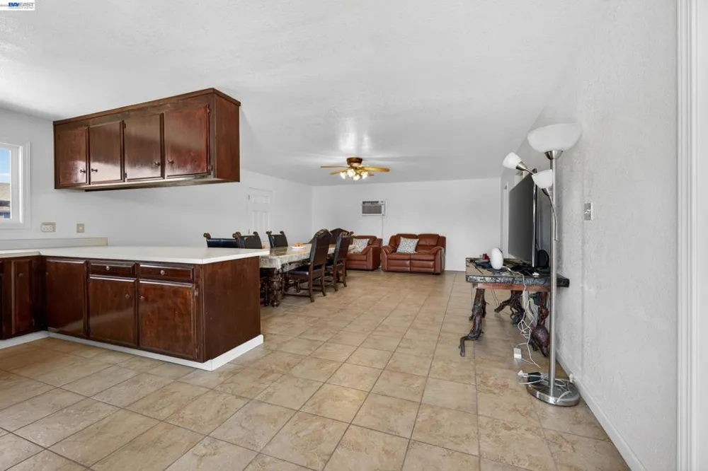 4260 W Kenner Rd Tracy, CA 95304