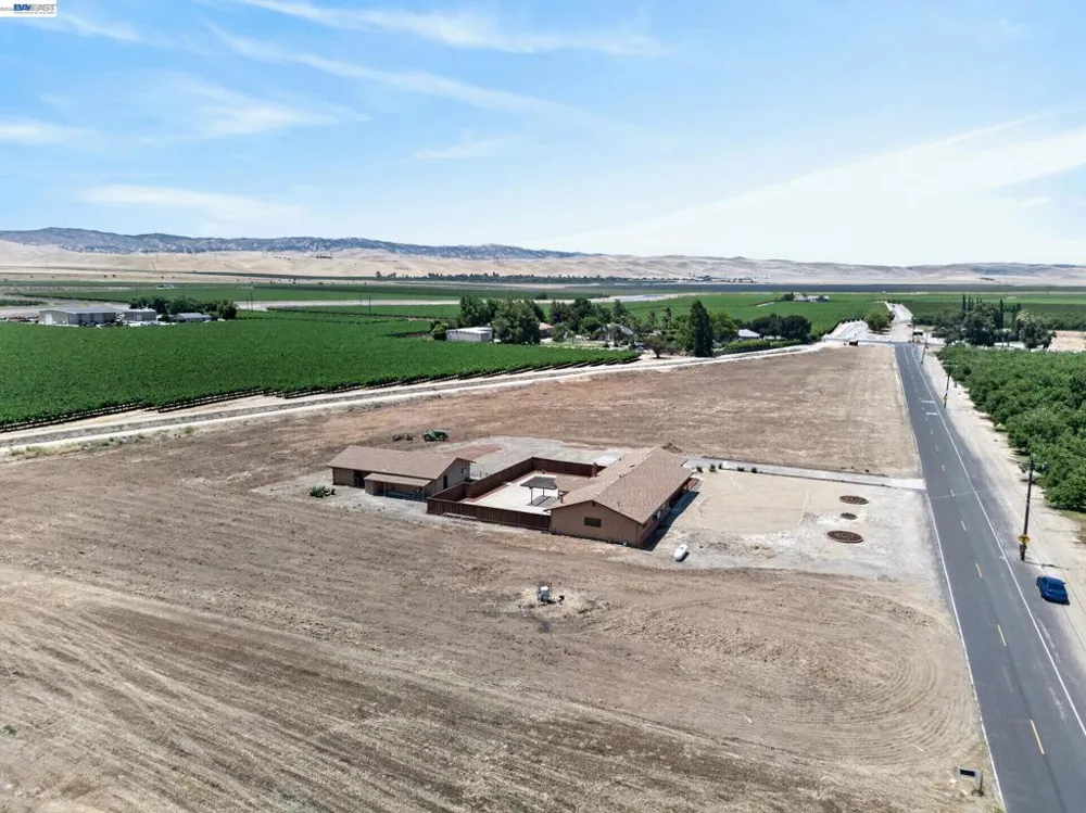 4260 W Kenner Rd Tracy, CA 95304