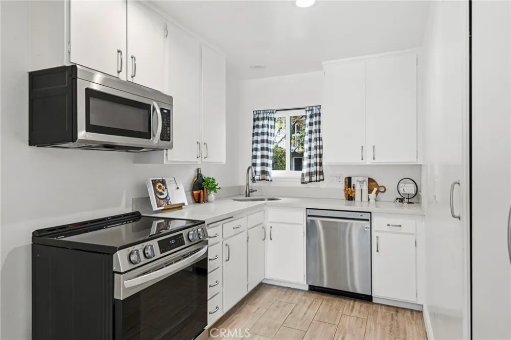 24836 Lakefield Street Lake Forest, CA 92630