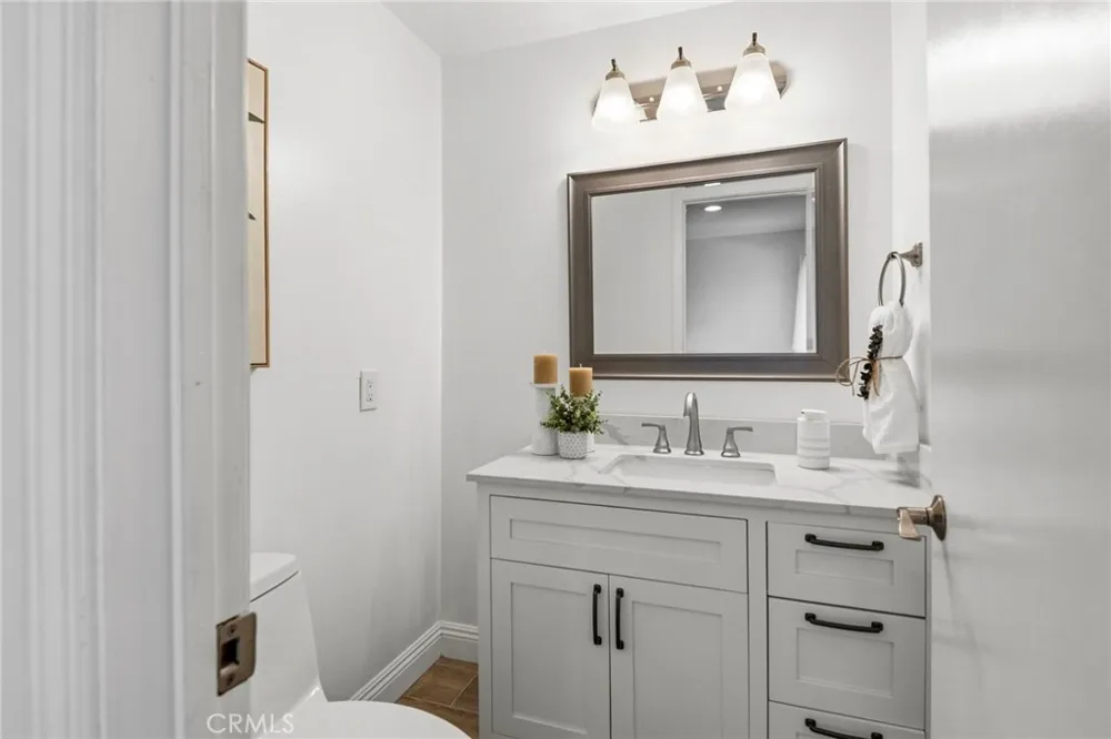 24836 Lakefield Street Lake Forest, CA 92630