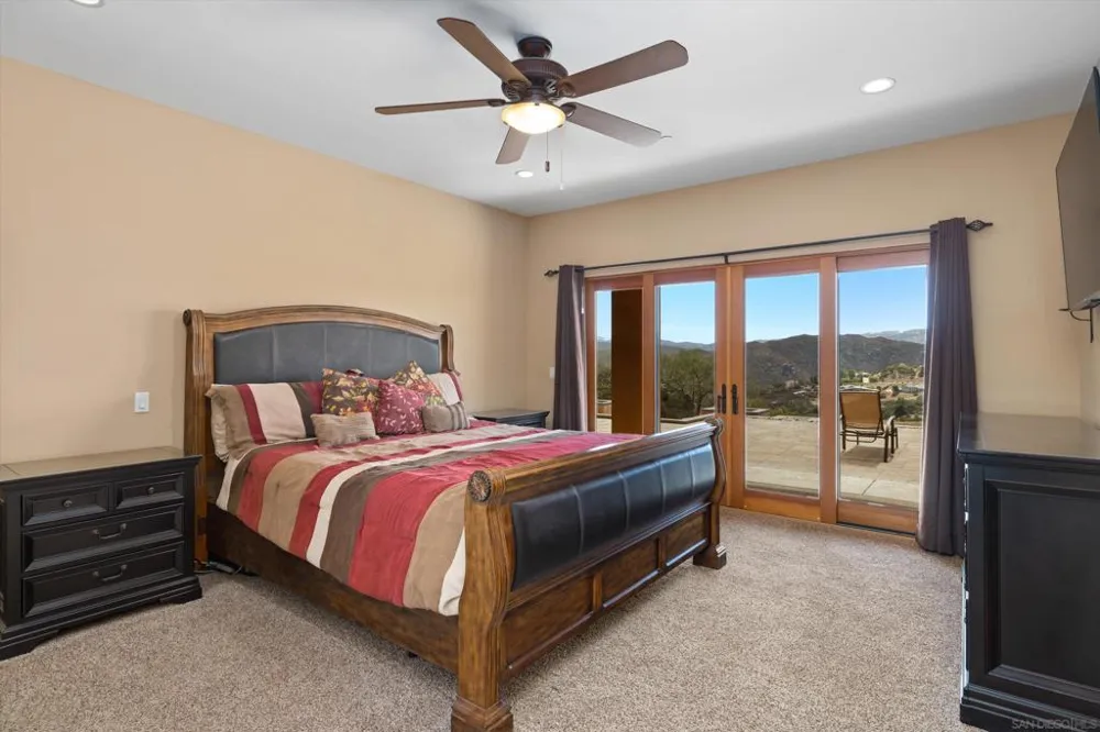 3023 Via Viejas Alpine, CA 91901