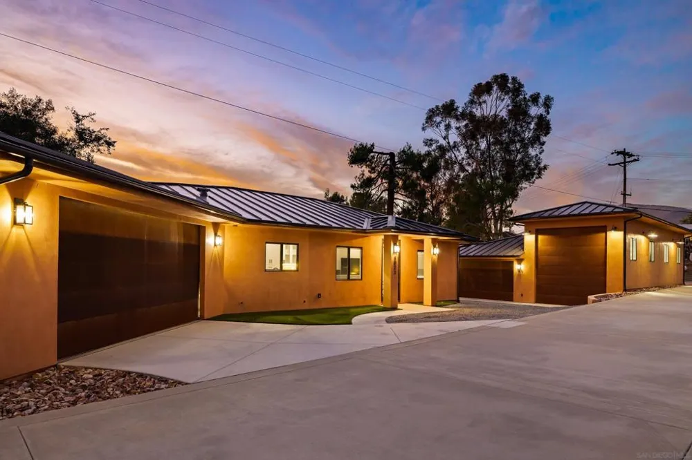 3023 Via Viejas Alpine, CA 91901