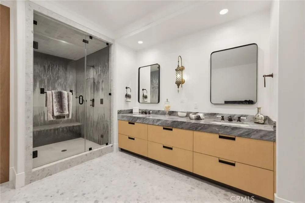 339 W Longden Avenue Arcadia, CA 91007