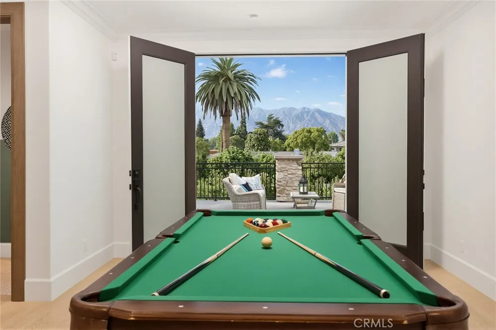 339 W Longden Avenue Arcadia, CA 91007