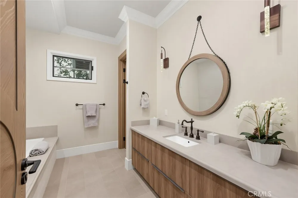 339 W Longden Avenue Arcadia, CA 91007