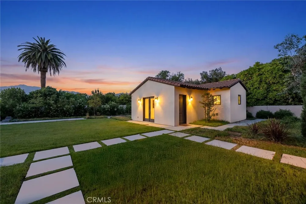 339 W Longden Avenue Arcadia, CA 91007