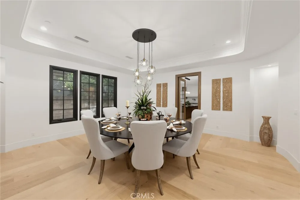 339 W Longden Avenue Arcadia, CA 91007