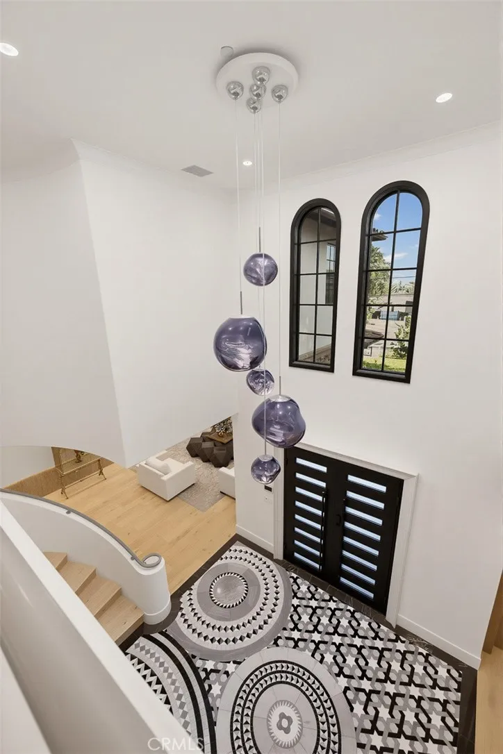 339 W Longden Avenue Arcadia, CA 91007